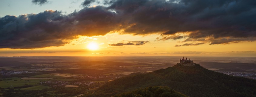 Sonnenuntergang Burg Hohenzollern im Zeitraffer